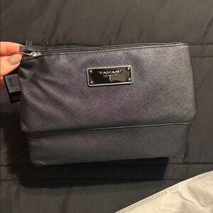 Tahari Charcoal Gray Men's Toiletry Bag